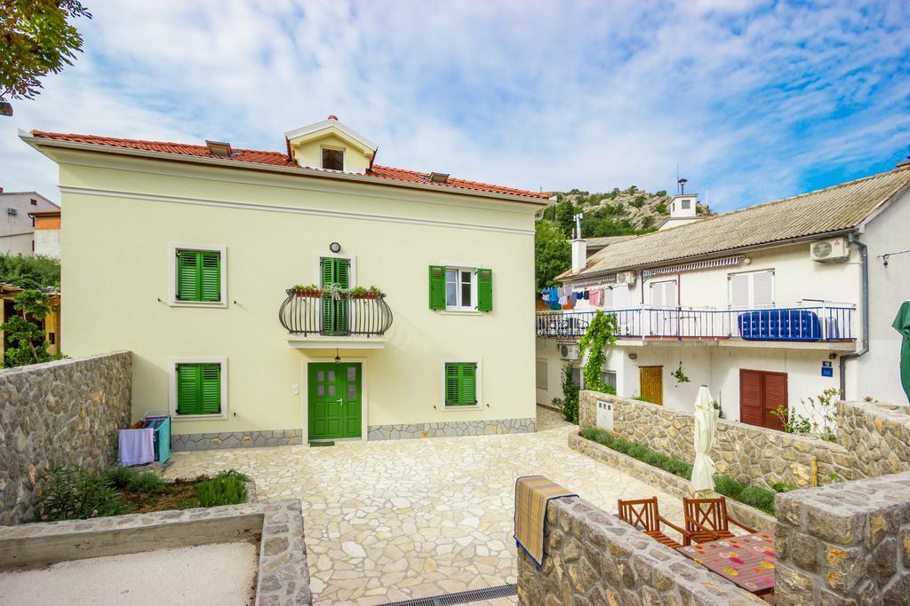 Apartment Barbina Kastelina Sveti Juraj Esterno foto