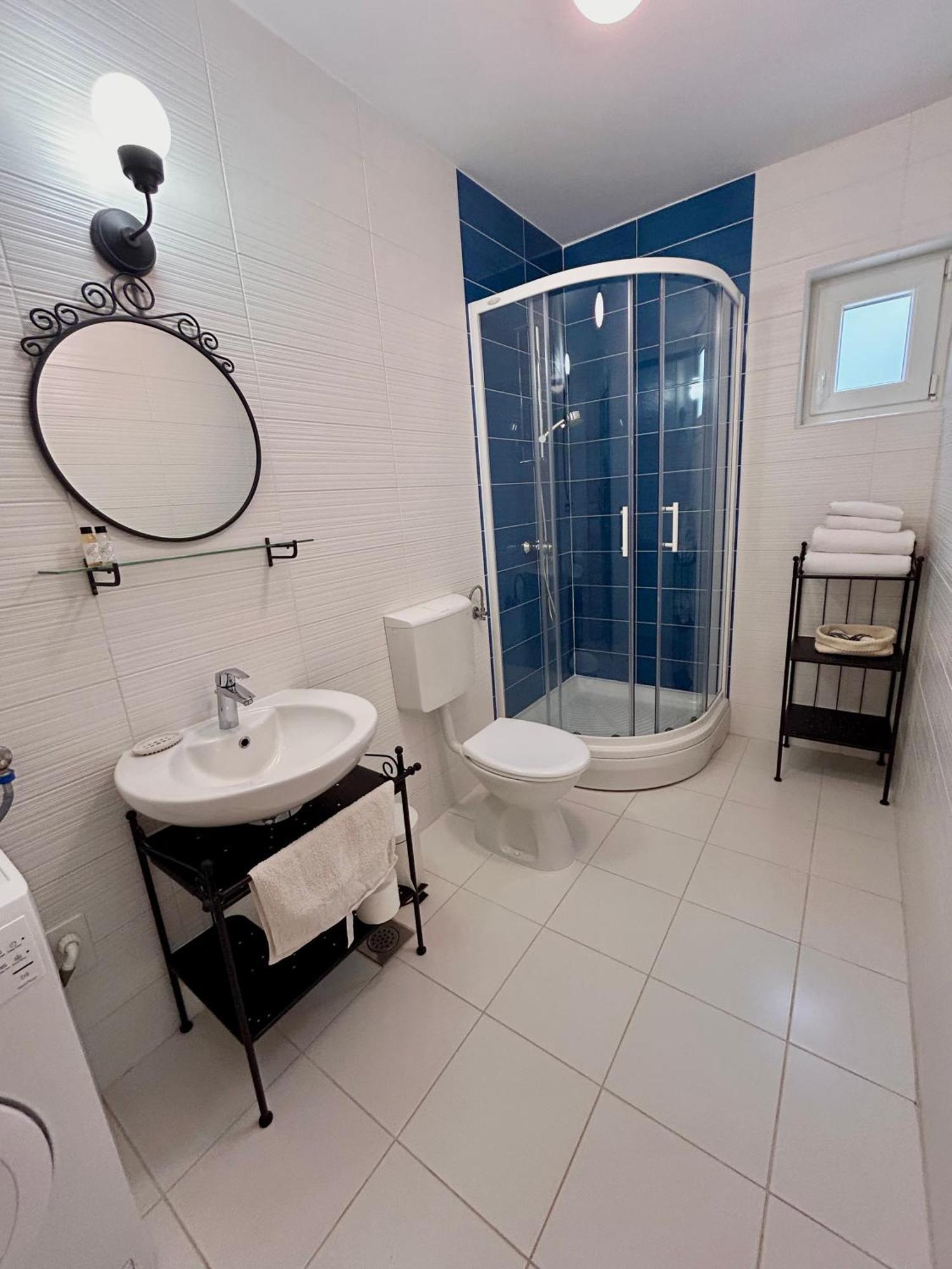 Apartment Barbina Kastelina Sveti Juraj Esterno foto